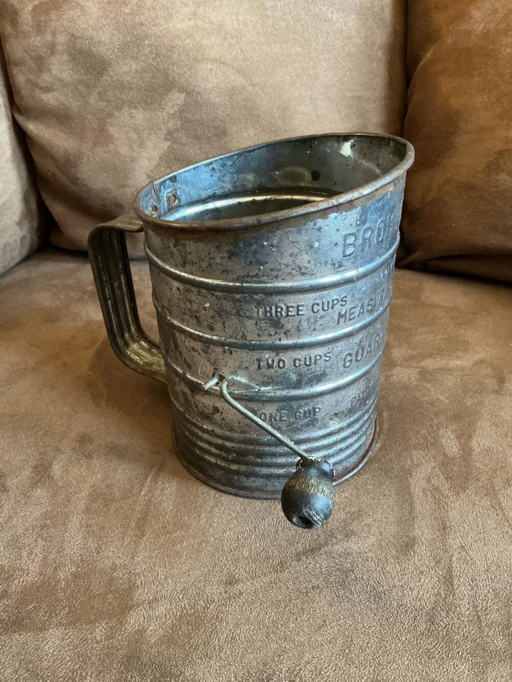 Vintage Bromwell's 3 Cup Measuring Flour Sifter with Wooden Knob Handle